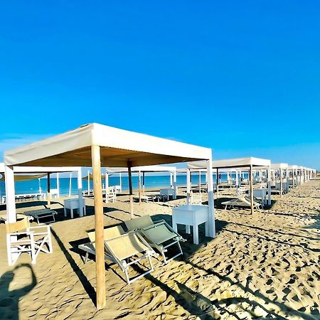 Regina Beach Holiday Apartments Тиррения Экстерьер фото