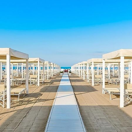 Regina Beach Holiday Apartments Тиррения Экстерьер фото