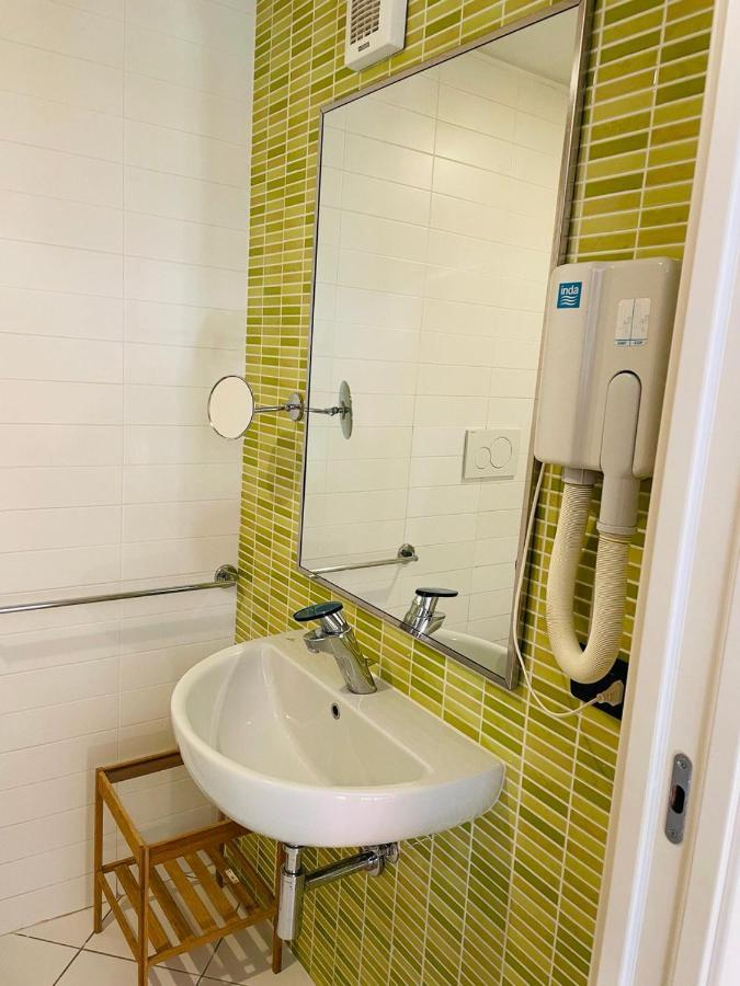 Regina Beach Holiday Apartments Тиррения Экстерьер фото
