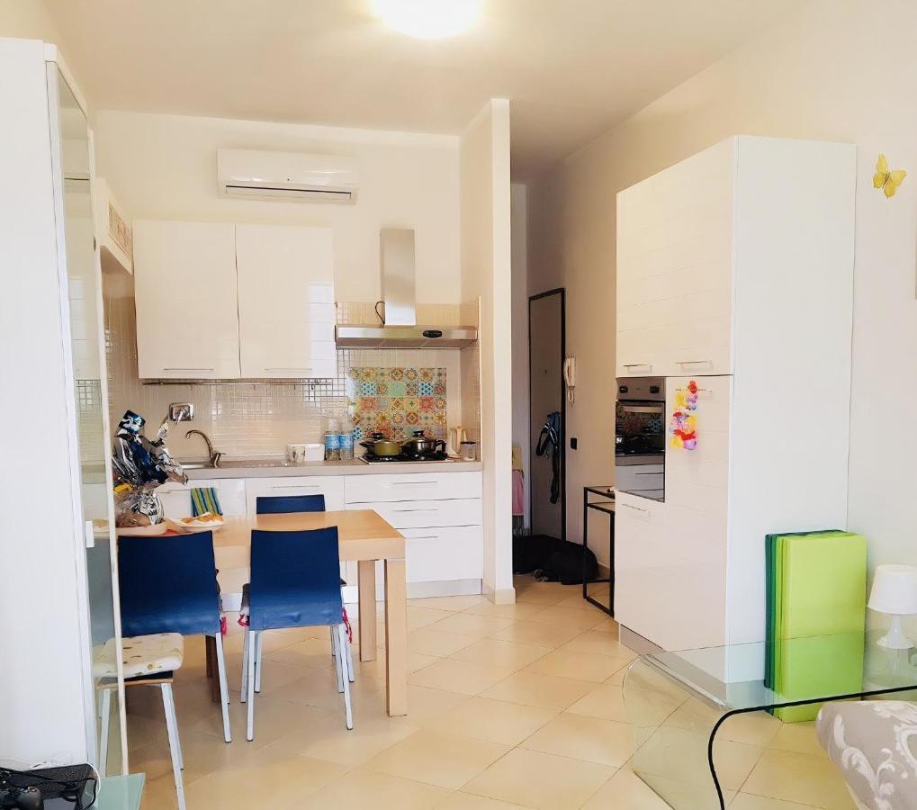 Regina Beach Holiday Apartments Тиррения Экстерьер фото
