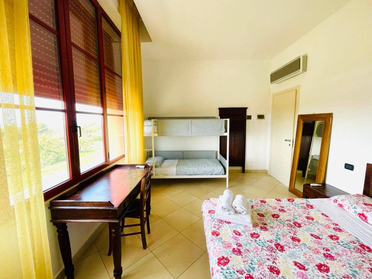Regina Beach Holiday Apartments Тиррения Экстерьер фото