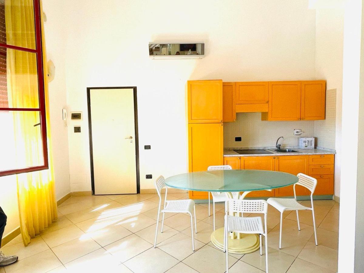 Regina Beach Holiday Apartments Тиррения Экстерьер фото