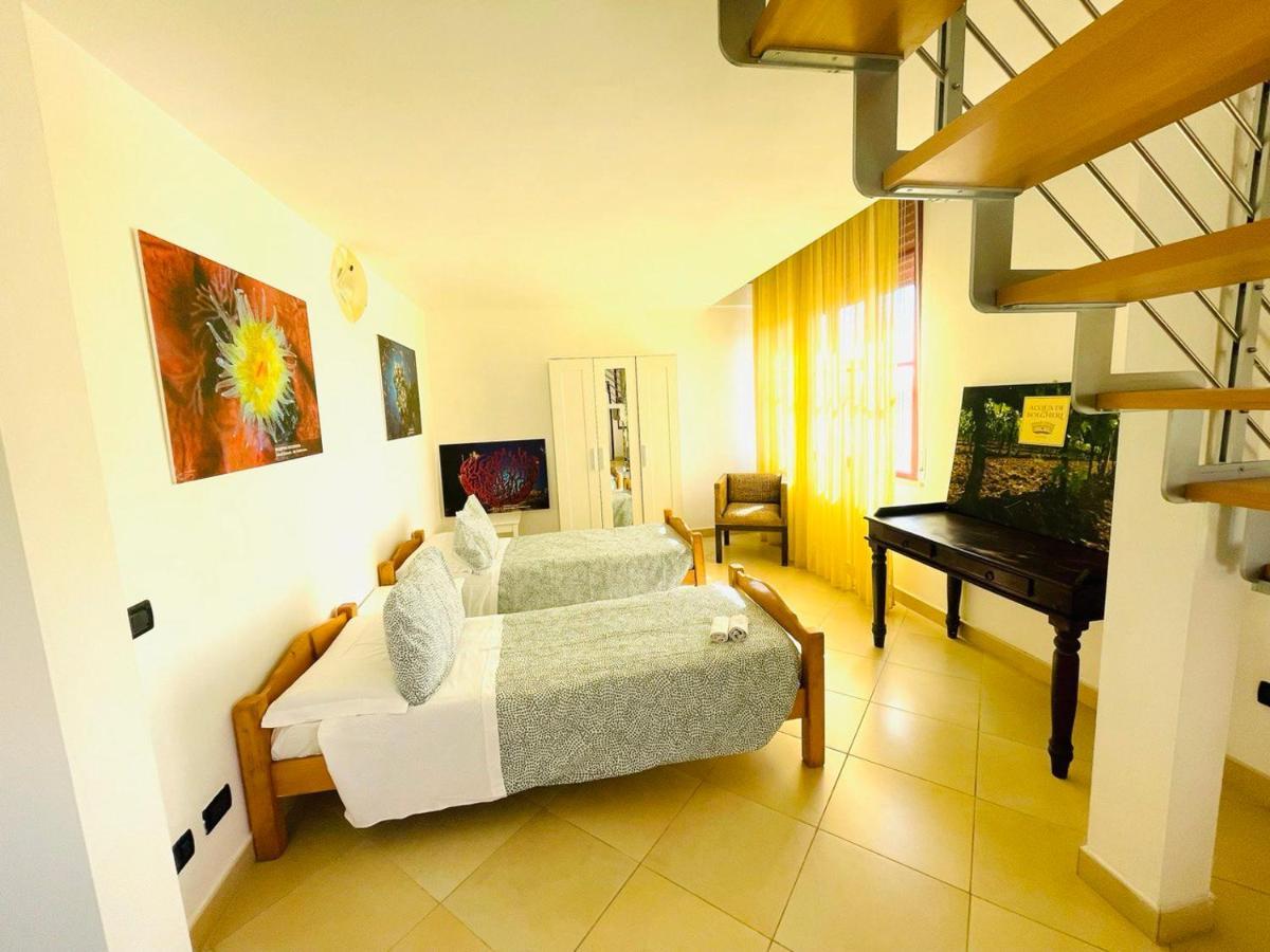 Regina Beach Holiday Apartments Тиррения Экстерьер фото