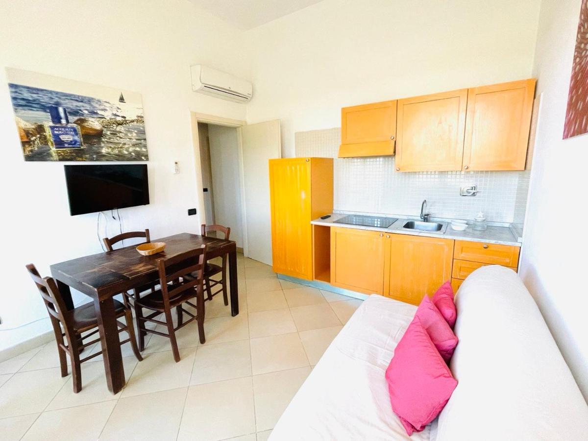 Regina Beach Holiday Apartments Тиррения Экстерьер фото