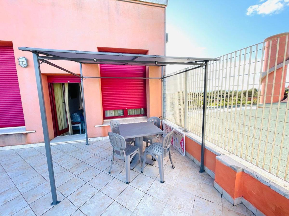 Regina Beach Holiday Apartments Тиррения Экстерьер фото