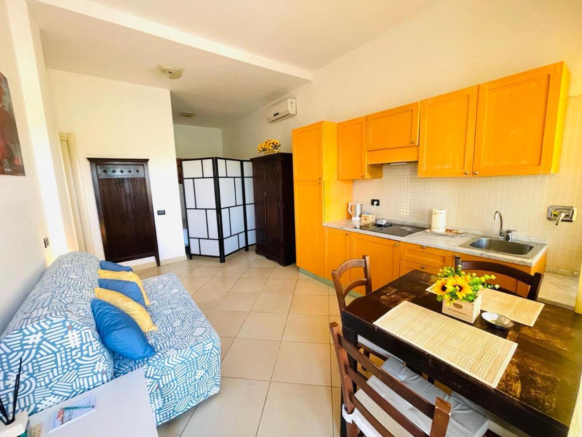 Regina Beach Holiday Apartments Тиррения Экстерьер фото